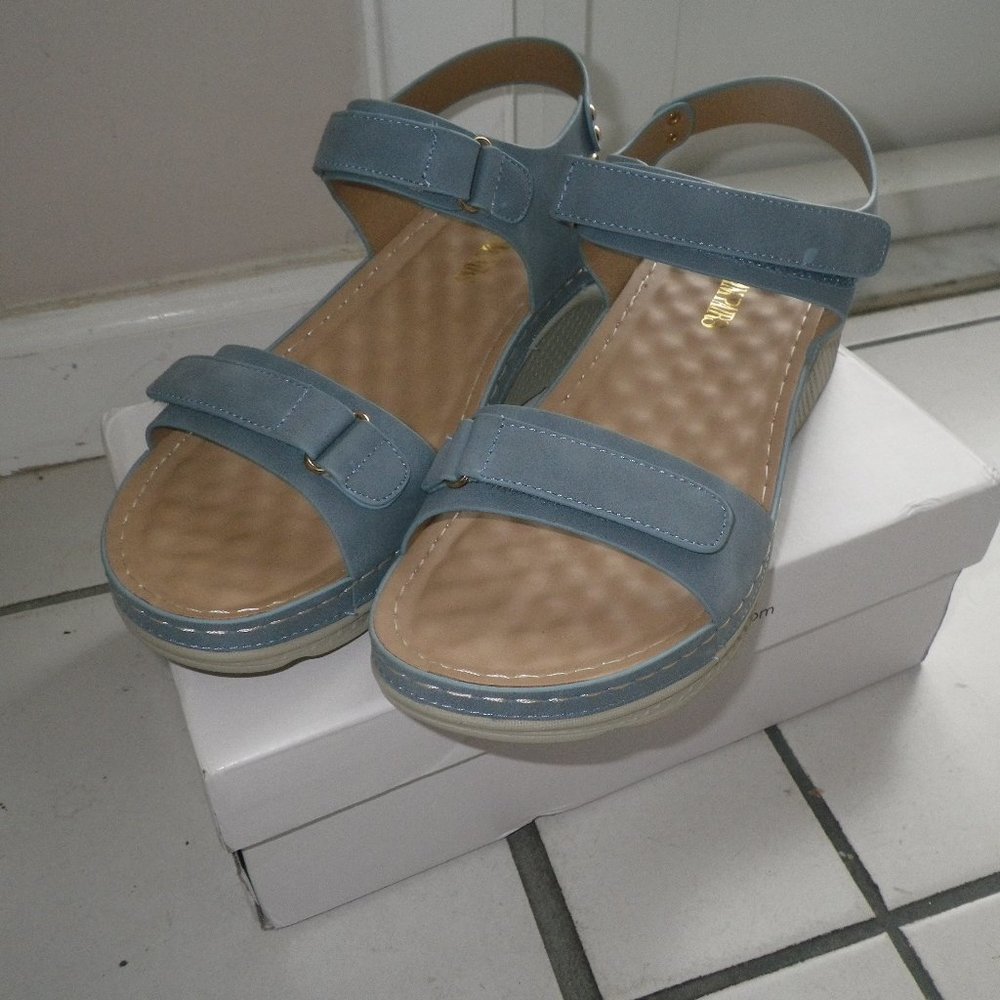 Dream Pairs Sandals